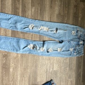 Aeropostale ripped blue jeans